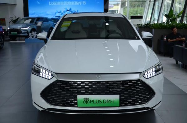 秦PLUS外观设计颜色,是否多样且时尚?