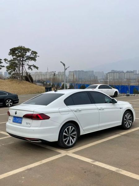哪些轿车8-10万以下,外观设计个性且辨识度高?