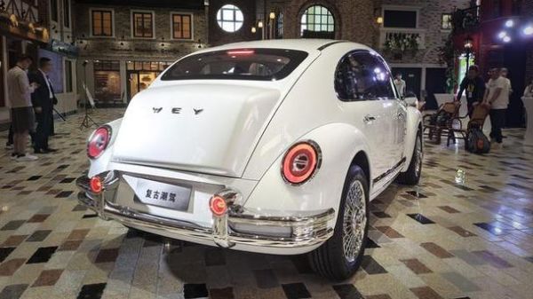 哪些轿车5-8万以下,外观设计复古?