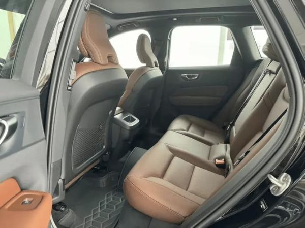 沃尔沃XC60空间,家用出行是否足够宽敞?