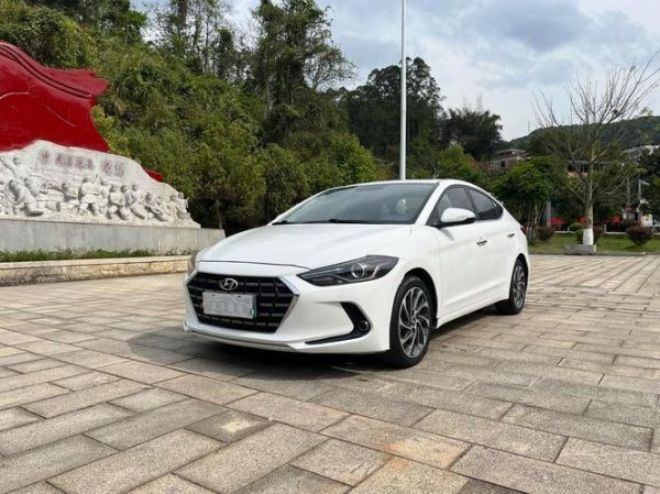 5万以下轿车,操控性能是否真的稳定?