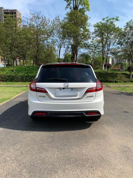 5万以下轿车,安全配置是否真的齐全?